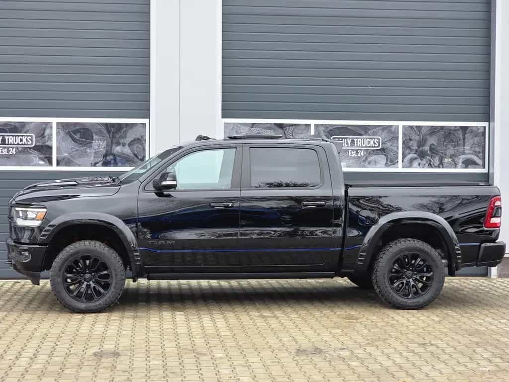 Dodge RAM 1500 5.7 4x4 Laramie 12´´ Pano LED Mem. RC 06/2023-photo-13