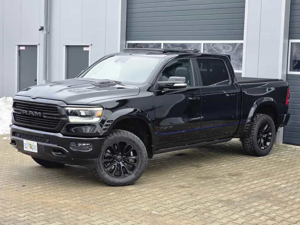 Dodge RAM 1500 5.7 4x4 Laramie 12´´ Pano LED Mem. RC 06/2023-photo-5
