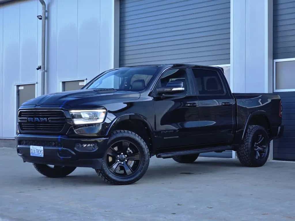 Dodge RAM 1500 5.7 4x4 Laramie Memory AHK LED PDC 03/2022-photo-4