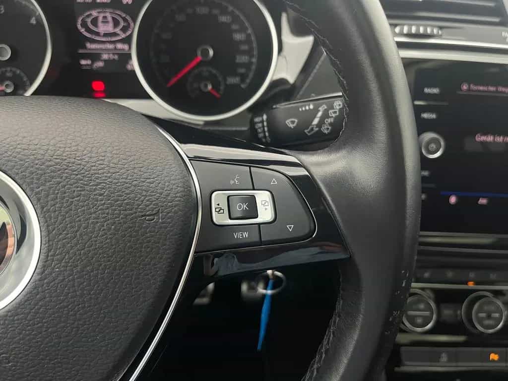 Volkswagen Touran TDI United *PANO*AHK*CARPLAY*NAVI*7-SITZE 12/2020-photo-21