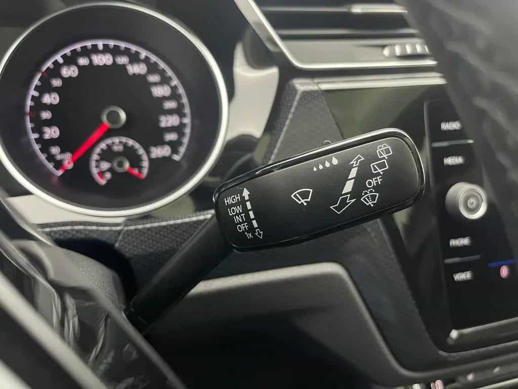 Volkswagen Touran TDI United *PANO*AHK*CARPLAY*NAVI*7-SITZE 12/2020-photo-22