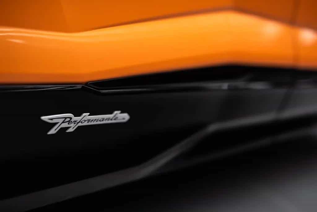 Lamborghini Urus Performante | Carbon bonnet & spoiler | R23 09/2025-photo-18
