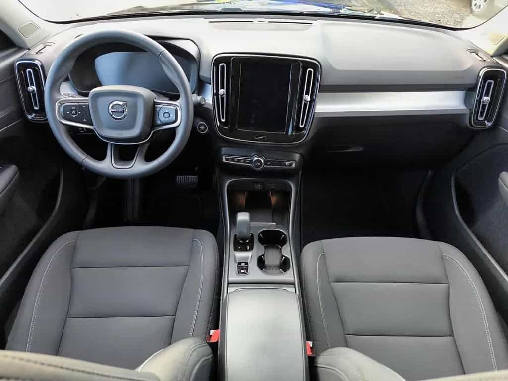 Volvo XC40 T3 Benzin Momentum Pro Navi / ACC / Kamera 09/2021-photo-11
