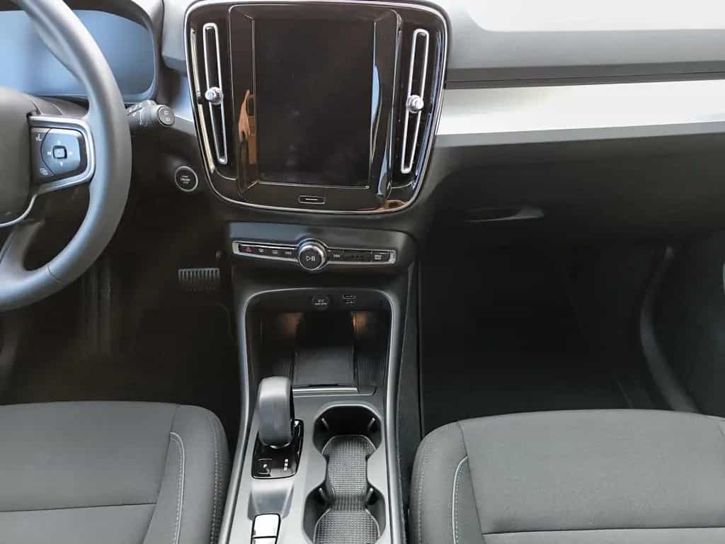 Volvo XC40 T3 Benzin Momentum Pro Navi / ACC / Kamera 09/2021-photo-14