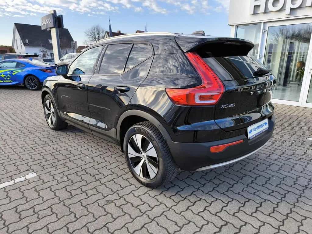 Volvo XC40 T3 Benzin Momentum Pro Navi / ACC / Kamera 09/2021-photo-2