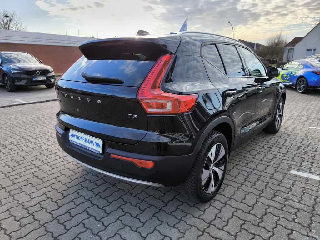 Volvo XC40 T3 Benzin Momentum Pro Navi / ACC / Kamera 09/2021-photo-4