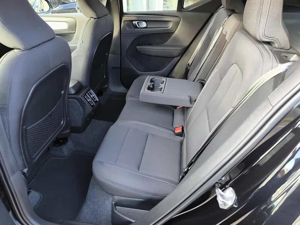 Volvo XC40 T3 Benzin Momentum Pro Navi / ACC / Kamera 09/2021-photo-8