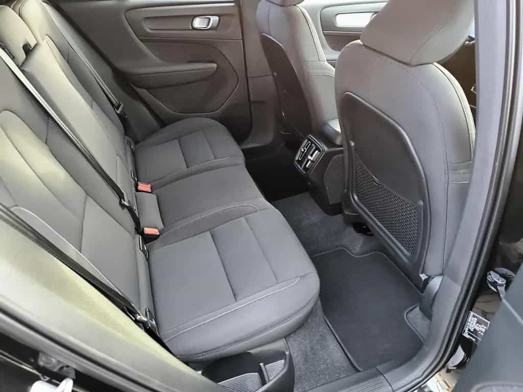 Volvo XC40 T3 Benzin Momentum Pro Navi / ACC / Kamera 09/2021-photo-9