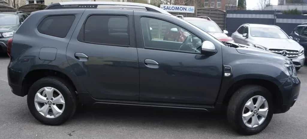 Dacia Duster 1.3 *NAVI*CAM*KLIMA*EFH ALU+ALLWETTER+Sit 07/2019-photo-2