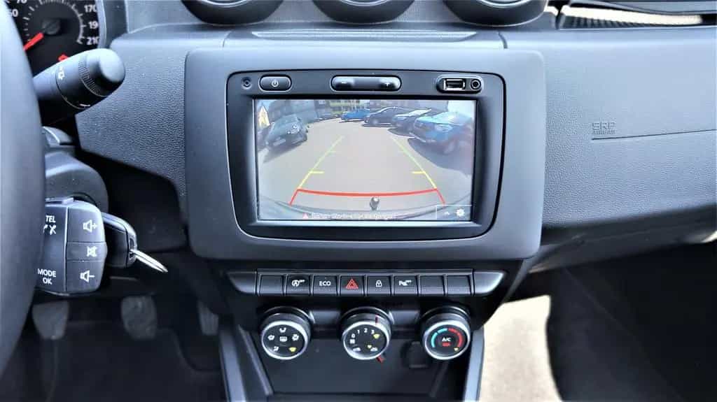 Dacia Duster 1.3 *NAVI*CAM*KLIMA*EFH ALU+ALLWETTER+Sit 07/2019-photo-8