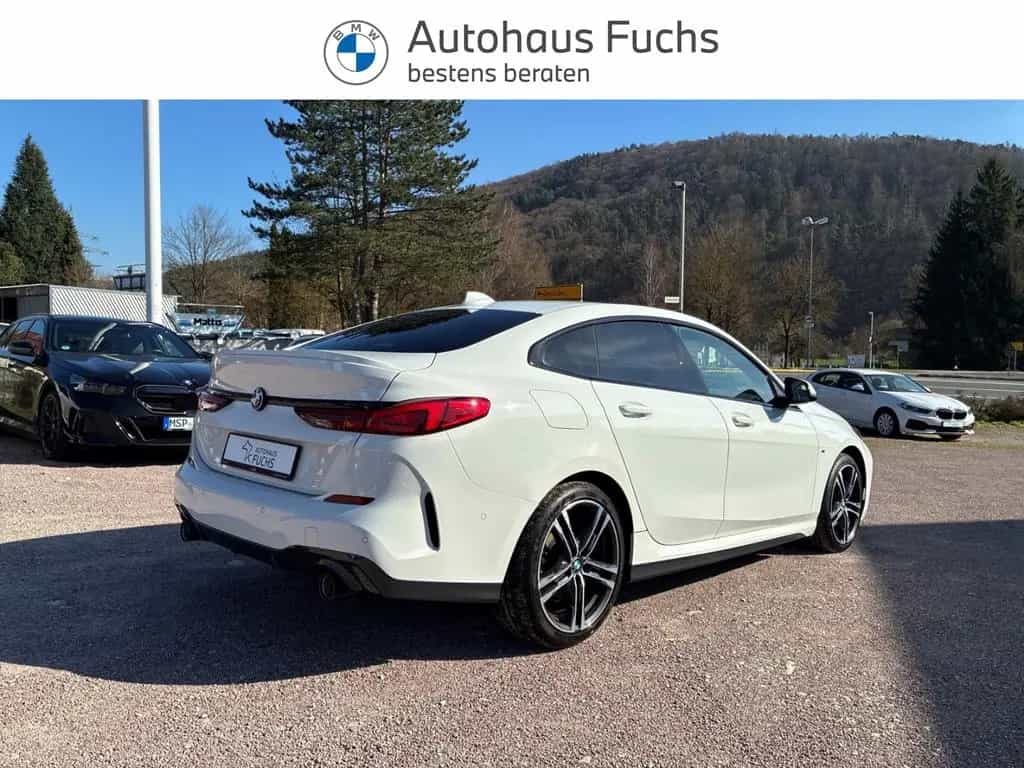 BMW 2 Series 218 Gran Coupe d M Sport Navi M-Sitze Lenkradhei 01/2023-photo-3
