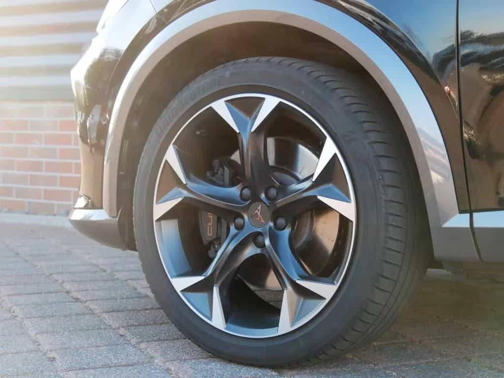 Cupra Formentor VZ 4Drive 2.0 TSI 310 PS|SHZ|AHK|Trav. 02/2023-photo-11