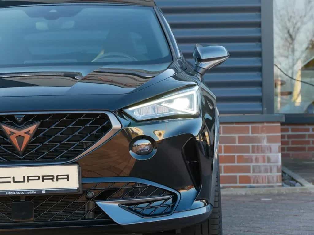 Cupra Formentor VZ 4Drive 2.0 TSI 310 PS|SHZ|AHK|Trav. 02/2023-photo-4