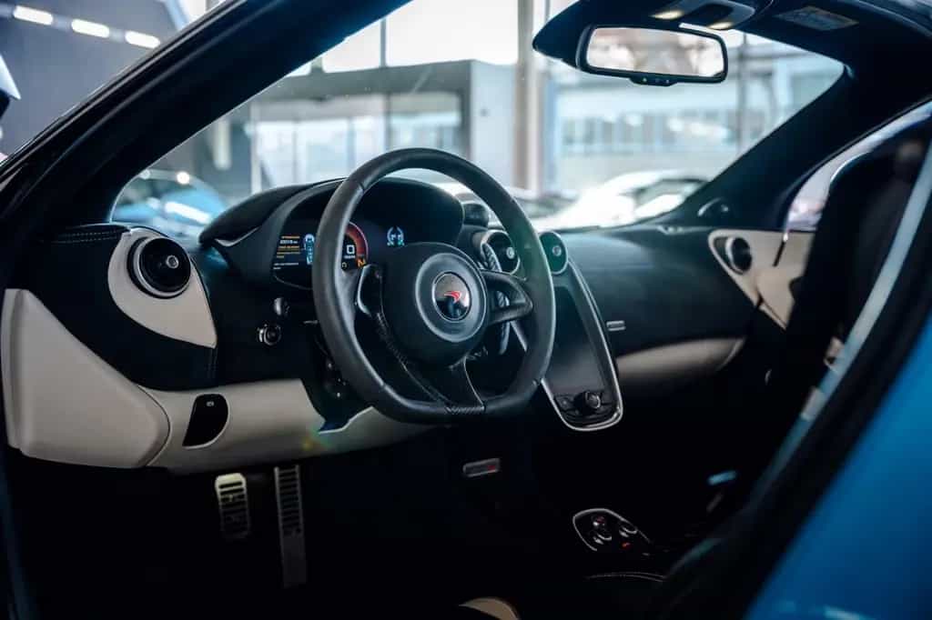 McLaren 570S Spider*Curacao Blue*Lift*Bowers & Wilkins* 03/2018-photo-13