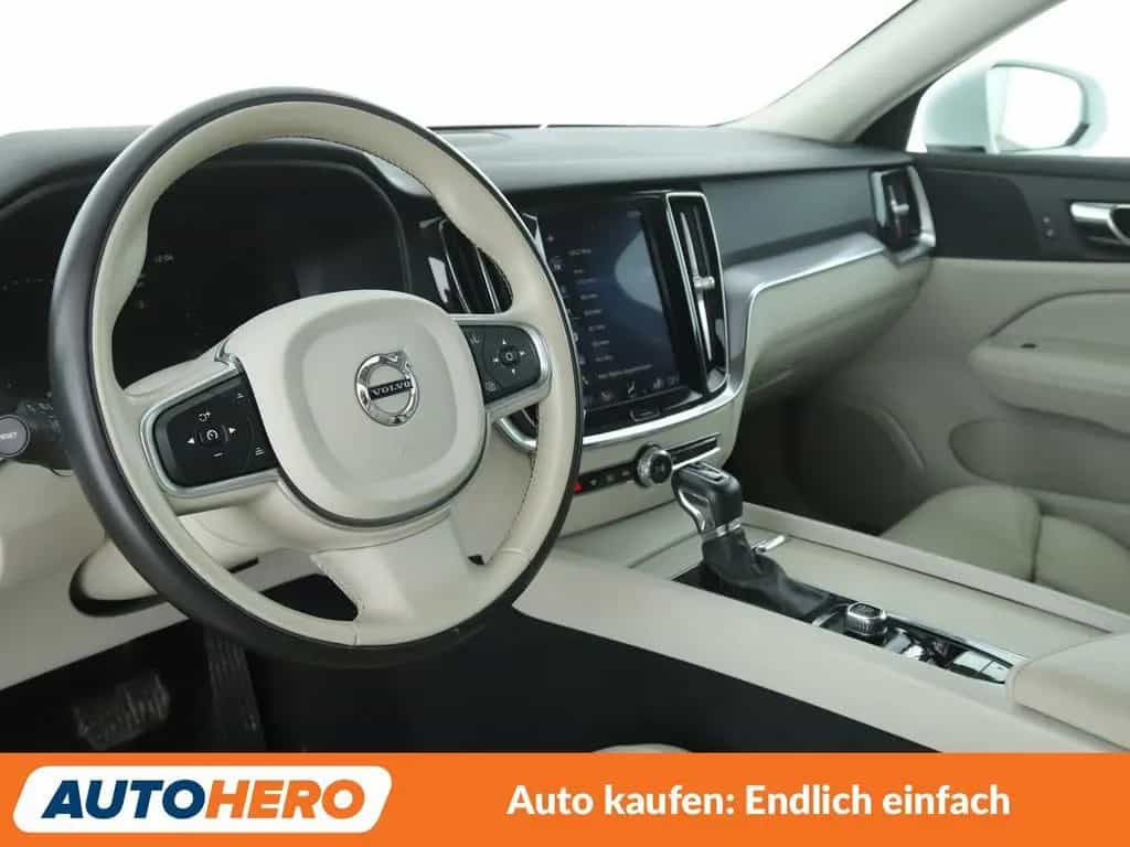Volvo 2.0 D4 Momentum Pro AWD Aut.*NAV*LED*TEMP*CAM* 12/2019-photo-10