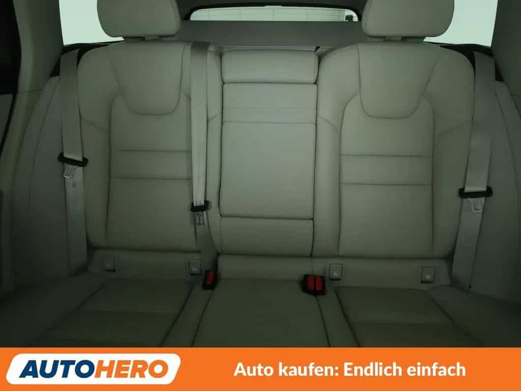 Volvo 2.0 D4 Momentum Pro AWD Aut.*NAV*LED*TEMP*CAM* 12/2019-photo-15