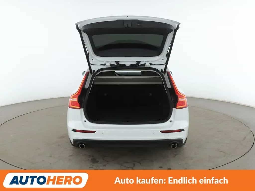 Volvo 2.0 D4 Momentum Pro AWD Aut.*NAV*LED*TEMP*CAM* 12/2019-photo-16
