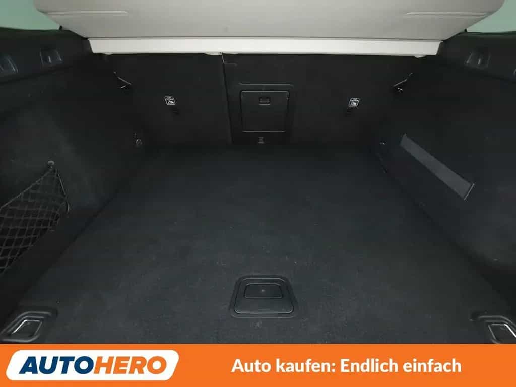 Volvo 2.0 D4 Momentum Pro AWD Aut.*NAV*LED*TEMP*CAM* 12/2019-photo-17