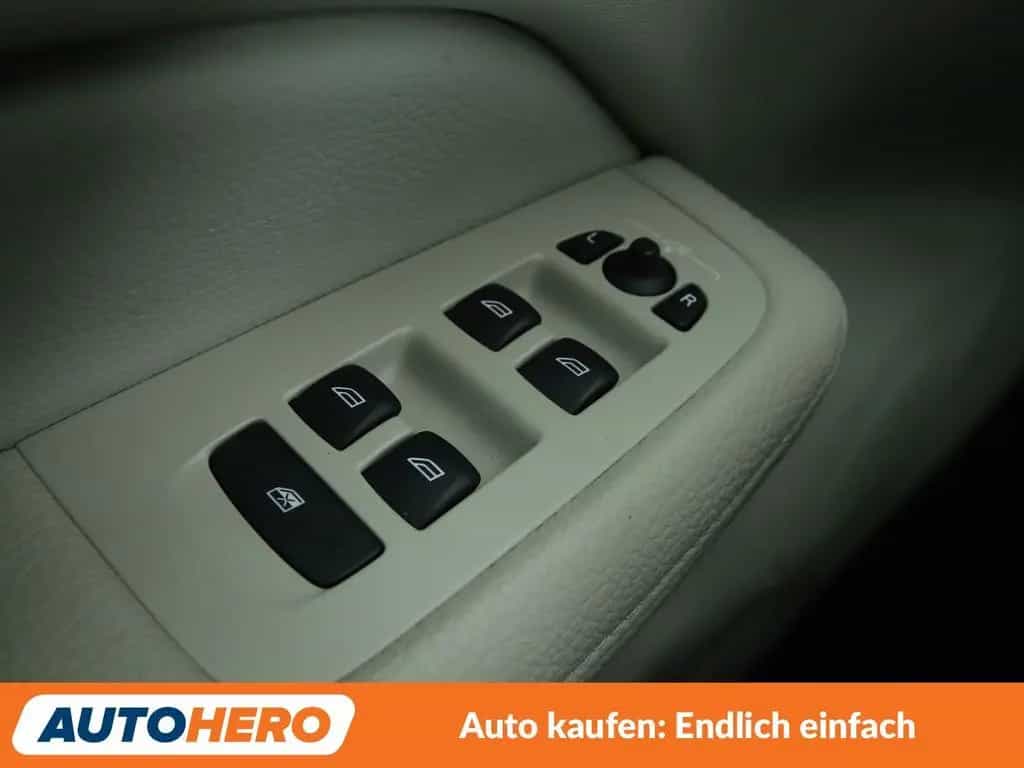 Volvo 2.0 D4 Momentum Pro AWD Aut.*NAV*LED*TEMP*CAM* 12/2019-photo-24