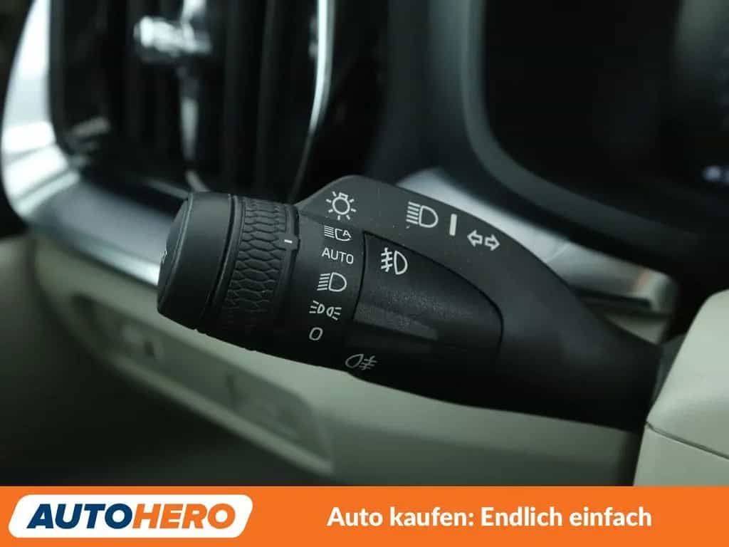 Volvo 2.0 D4 Momentum Pro AWD Aut.*NAV*LED*TEMP*CAM* 12/2019-photo-25