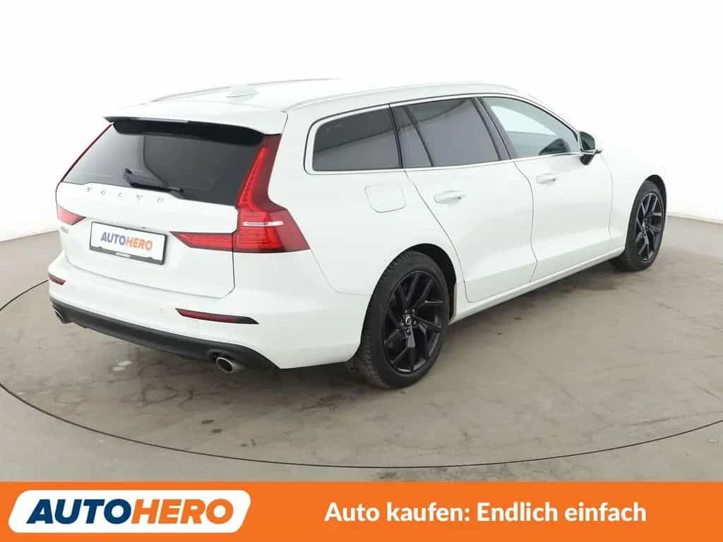 Volvo 2.0 D4 Momentum Pro AWD Aut.*NAV*LED*TEMP*CAM* 12/2019-photo-5