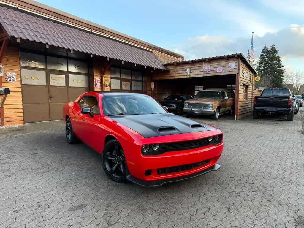Dodge Challenger 5,7 V8*SRT KIT*LEDER*NAVI*KEYLESS*GARNTIE*SERVIC 11/2020-photo-11