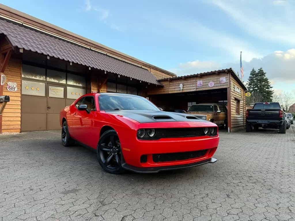 Dodge Challenger 5,7 V8*SRT KIT*LEDER*NAVI*KEYLESS*GARNTIE*SERVIC 11/2020-photo-13
