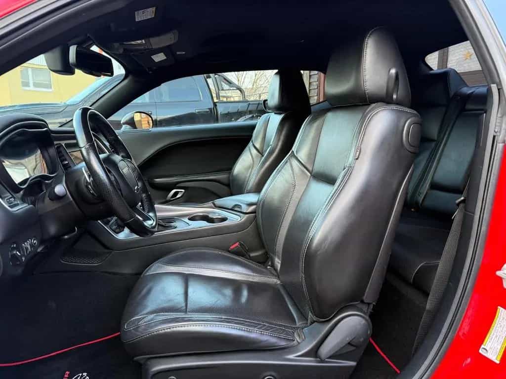 Dodge Challenger 5,7 V8*SRT KIT*LEDER*NAVI*KEYLESS*GARNTIE*SERVIC 11/2020-photo-33