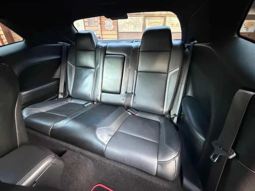 Dodge Challenger 5,7 V8*SRT KIT*LEDER*NAVI*KEYLESS*GARNTIE*SERVIC 11/2020-photo-35
