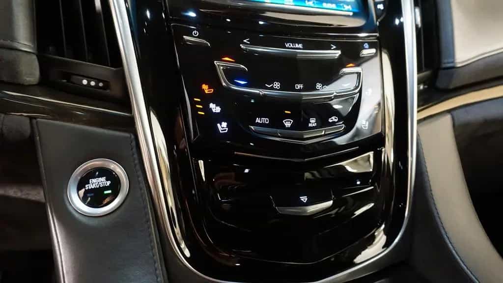 Cadillac Escalade 6.2 V8 Platinum +DEUTSCH+LED+AHK+STHZG+ 01/2019-photo-20