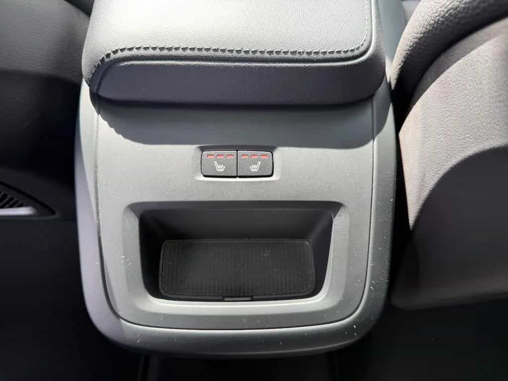 Volvo XC60 B4 AWD PLUS DARK+LEDER+NAVI+PANO+HK SOUND 03/2023-photo-13