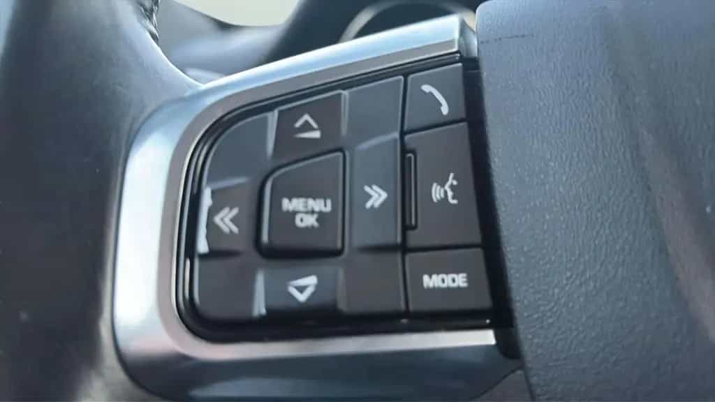 Land Rover Discovery Sport*4X4*Automatik*HU/AU Neu*Kamera 06/2015-photo-13