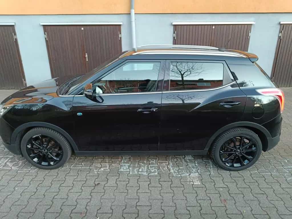 Ssangyong Tivoli 1.6 e-XDi 160 SAPPHIRE 2WD 09/2018-photo-3