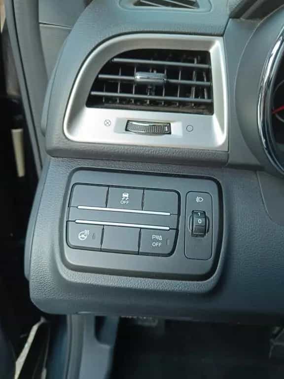 Ssangyong Tivoli 1.6 e-XDi 160 SAPPHIRE 2WD 09/2018-photo-7