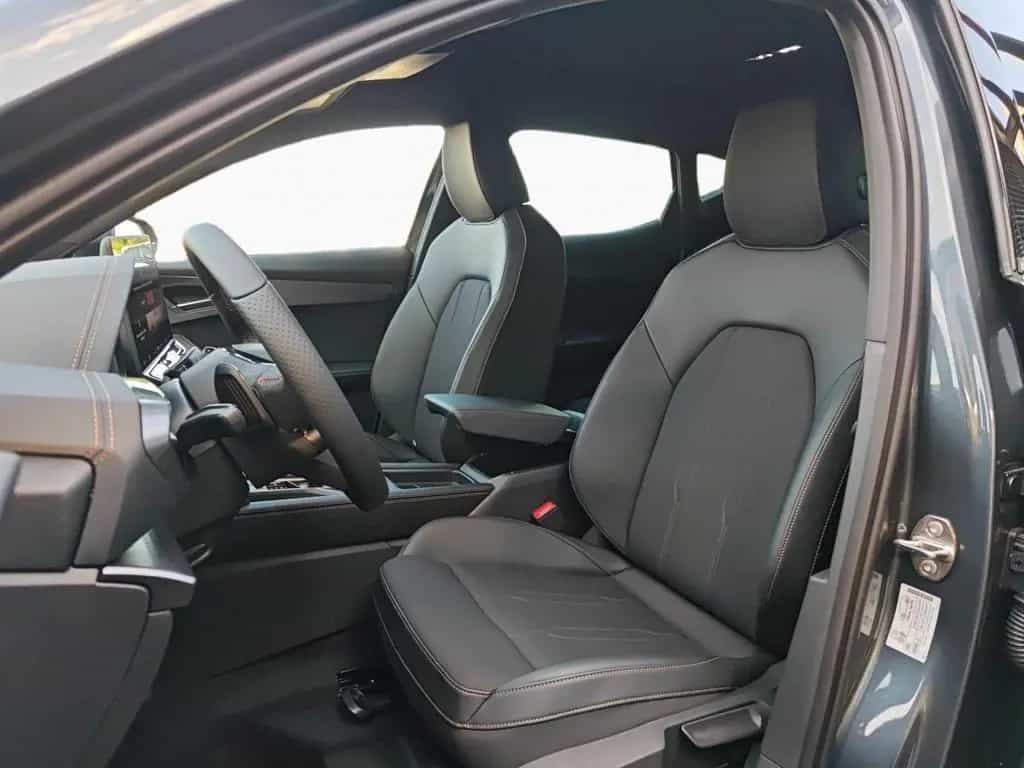 Cupra Formentor 1.5 eTSI 110 kW DSG Navi el. Heckklapp 06/2025-photo-7