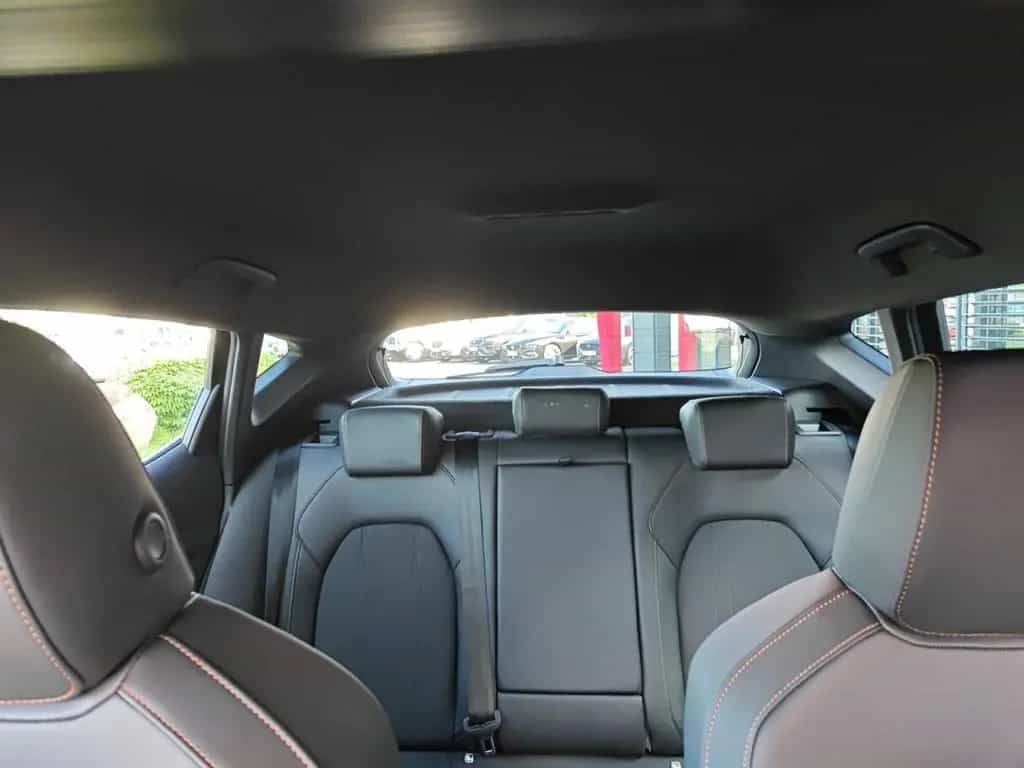 Cupra Formentor 1.5 eTSI 110 kW DSG Navi el. Heckklapp 06/2025-photo-8