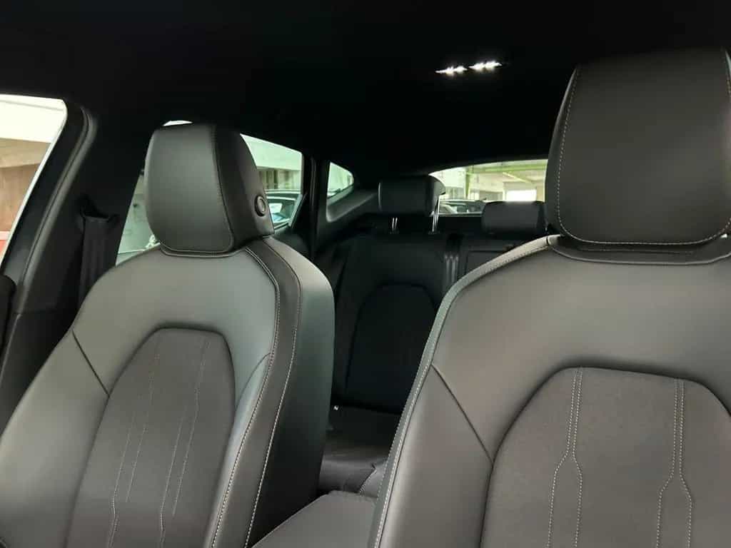 Cupra Formentor 1.5 eTSI 110 kW DSG Navi Sennheiser 08/2025-photo-8