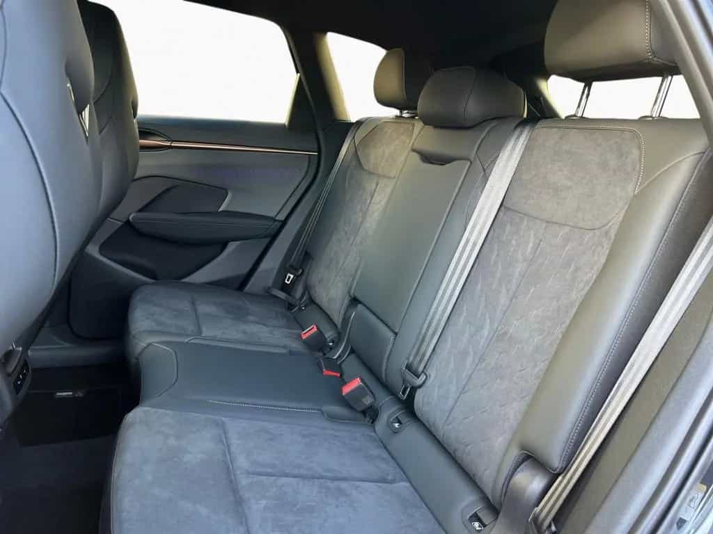 Cupra Terramar 1.5 eTSI 110 kW DSG AHK Sennheiser 02/2026-photo-9