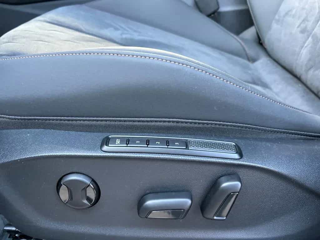 Cupra Terramar 1.5 eTSI 110 kW DSG AHK Sennheiser 02/2026-photo-10