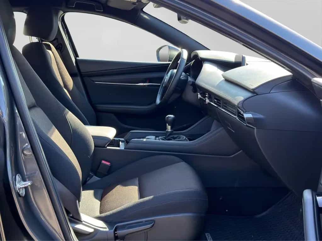 Mazda 3 2.0 SKYACTIV M-Hybrid SELECTION LED LM18 NAVI 08/2020-photo-3
