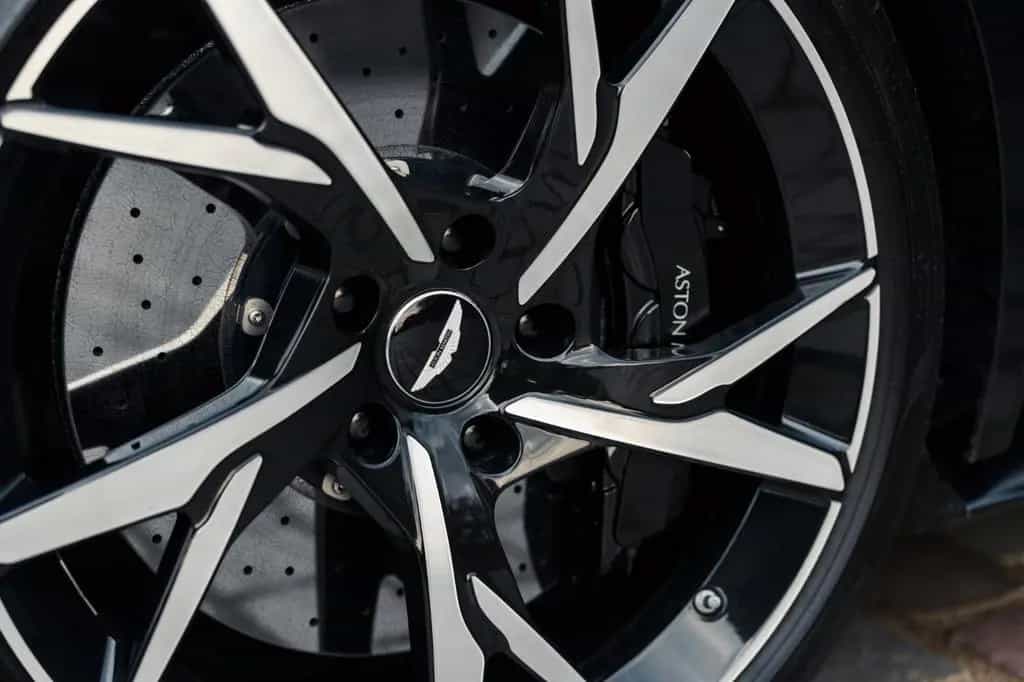 Aston Martin DBS Superleggera 2+2 5.2 V12 - Xpel PPF, options 06/2020-photo-29