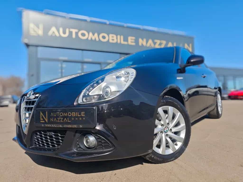 Alfa Romeo Giulietta TURISMO *8-FACH*SHZ*AUT*LED* 02/2016-photo-10