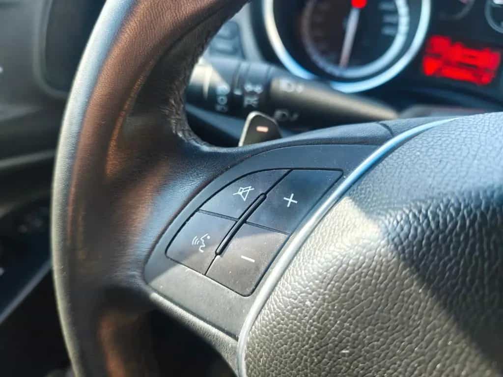 Alfa Romeo Giulietta TURISMO *8-FACH*SHZ*AUT*LED* 02/2016-photo-25