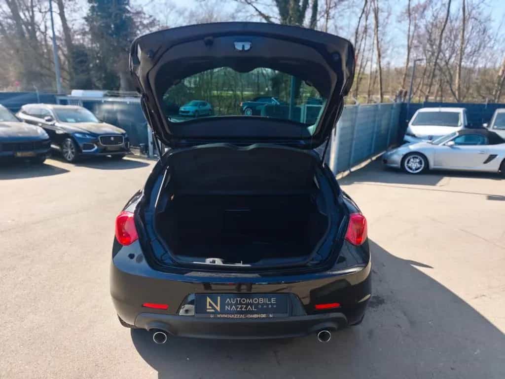 Alfa Romeo Giulietta TURISMO *8-FACH*SHZ*AUT*LED* 02/2016-photo-8