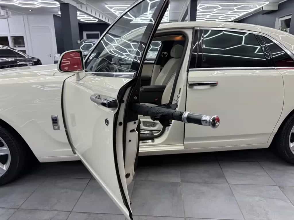 Rolls-Royce Ghost V12 *Pano*Massage*RearSeat*ACC*TV*HUP*LIFT 05/2012-photo-24