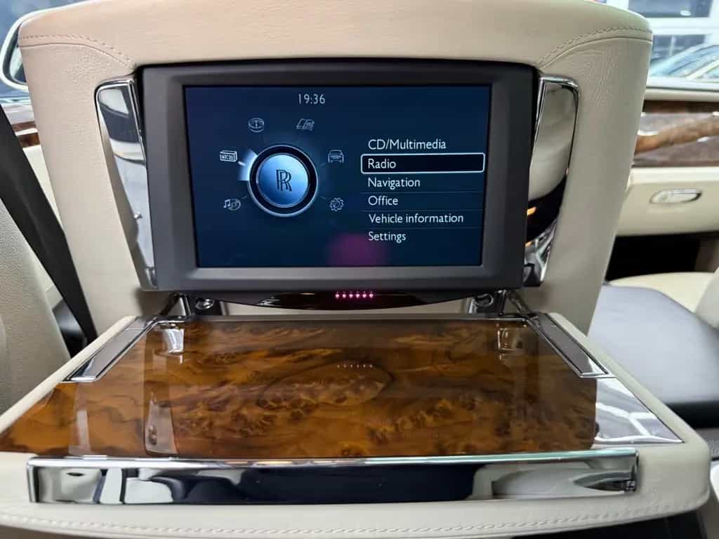 Rolls-Royce Ghost V12 *Pano*Massage*RearSeat*ACC*TV*HUP*LIFT 05/2012-photo-29