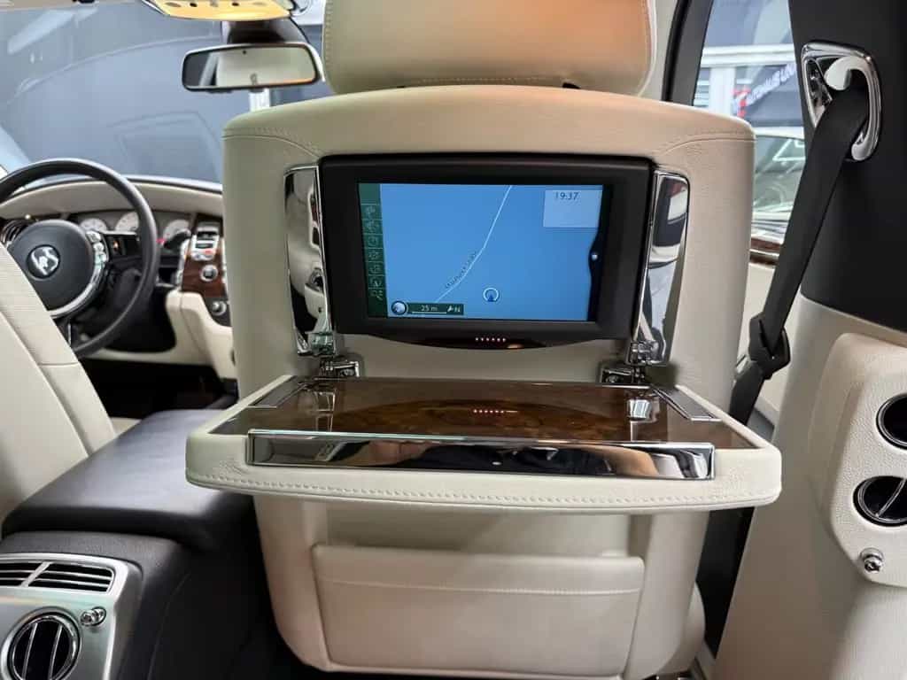 Rolls-Royce Ghost V12 *Pano*Massage*RearSeat*ACC*TV*HUP*LIFT 05/2012-photo-37
