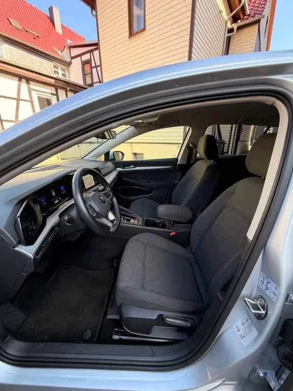 Volkswagen Golf VIII Lim. Life 1,5 eTSI 09/2020-photo-41