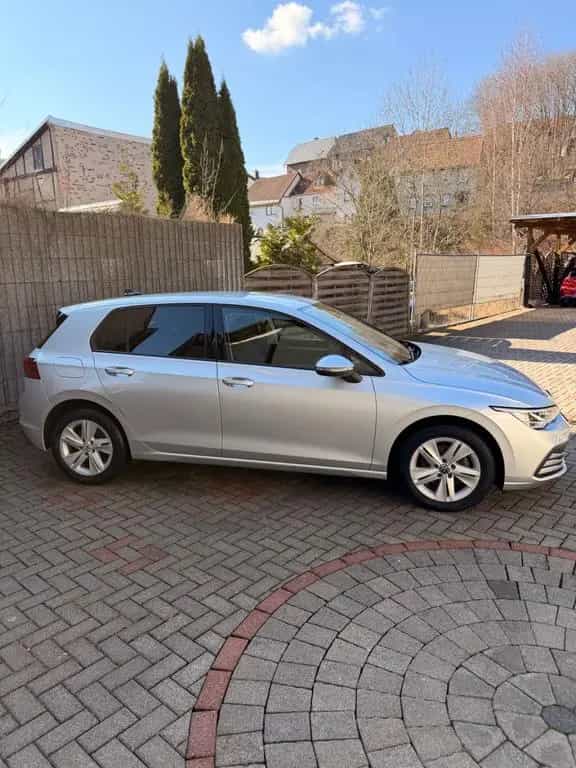 Volkswagen Golf VIII Lim. Life 1,5 eTSI 09/2020-photo-9