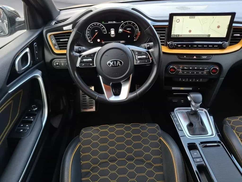 Kia XCeed 1.6 T-GDI Launch Edition Navi ACC RFK HiFi 02/2020-photo-9